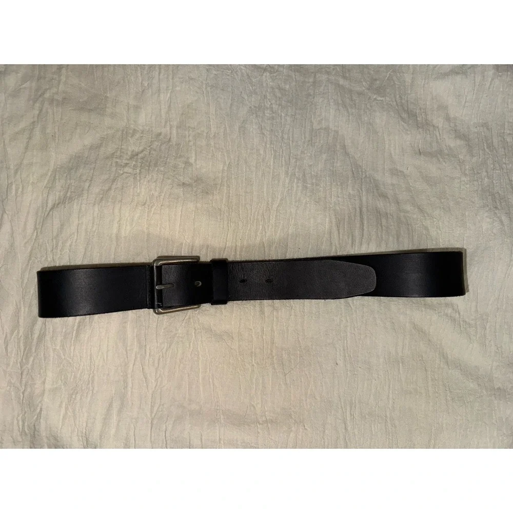Timberland men's black 100% leather belt‎ with gunmetal color buckle size 36